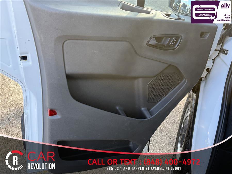 Used 2023 Ford Transit 250 Medium Roof image 21