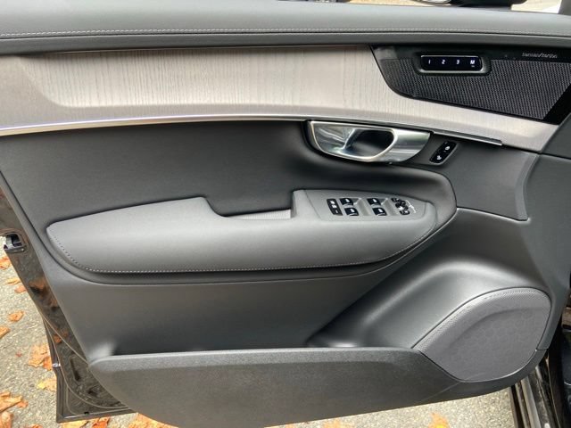 New 2026 Volvo XC90 B5 Ultra AWD/4WD image 12