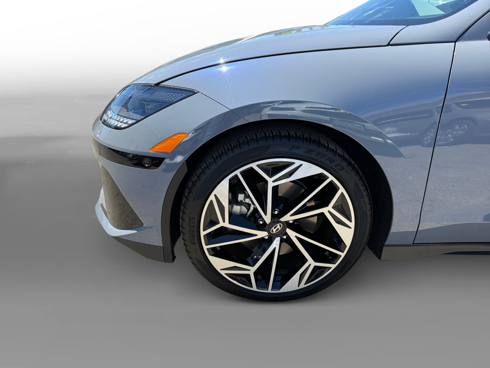 Certified 2023 Hyundai Ioniq 6 Limited w/ Cargo Package RWD image 9