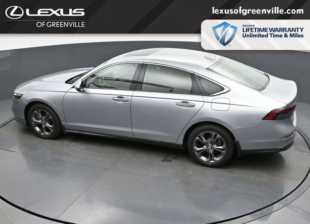 Used 2023 Honda Accord EX image 41