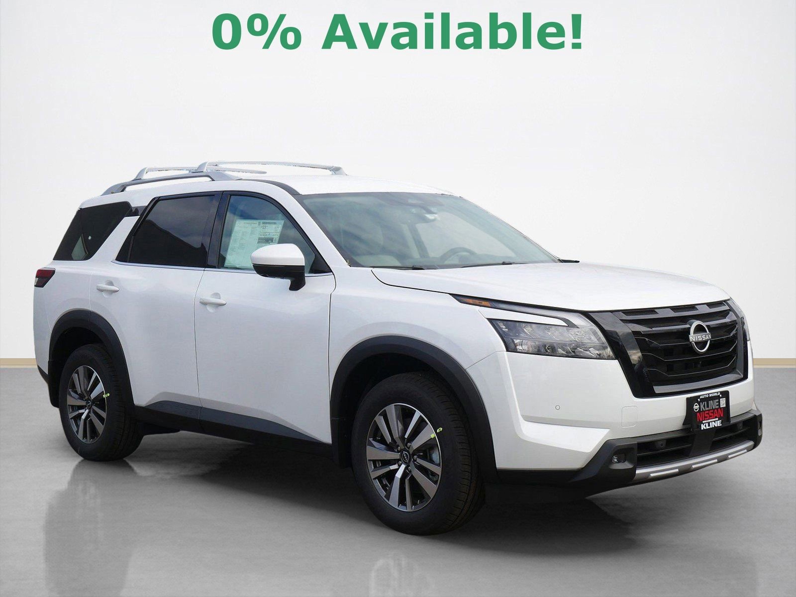 New 2025 Nissan Pathfinder SL w/ Black Appearance Package