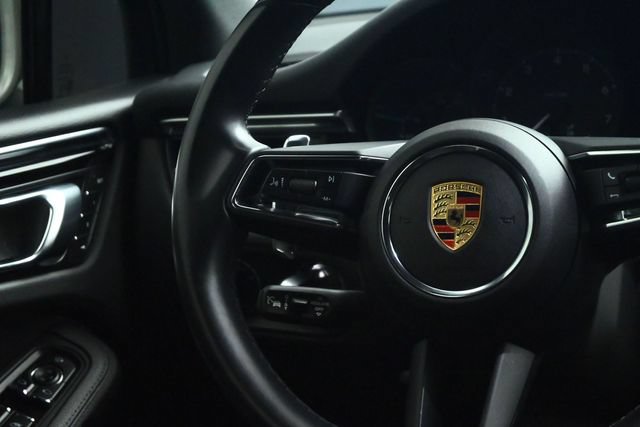 Used 2024 Porsche Macan AWD/4WD image 42