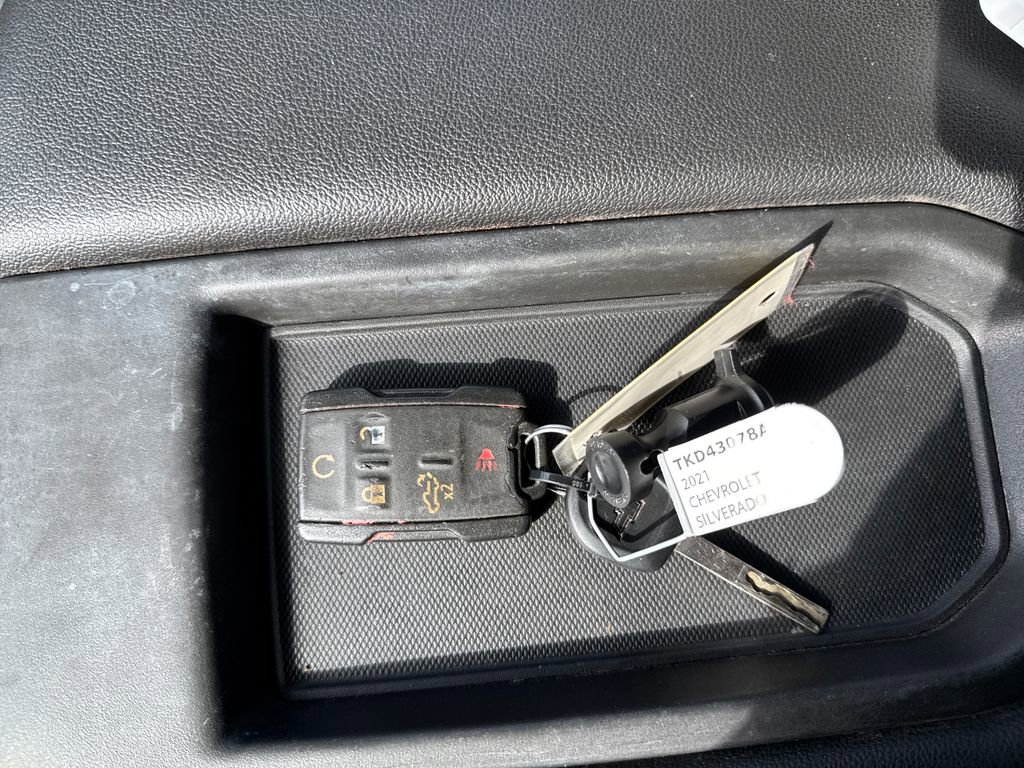 Used 2021 Chevrolet Silverado 1500 Custom image 28