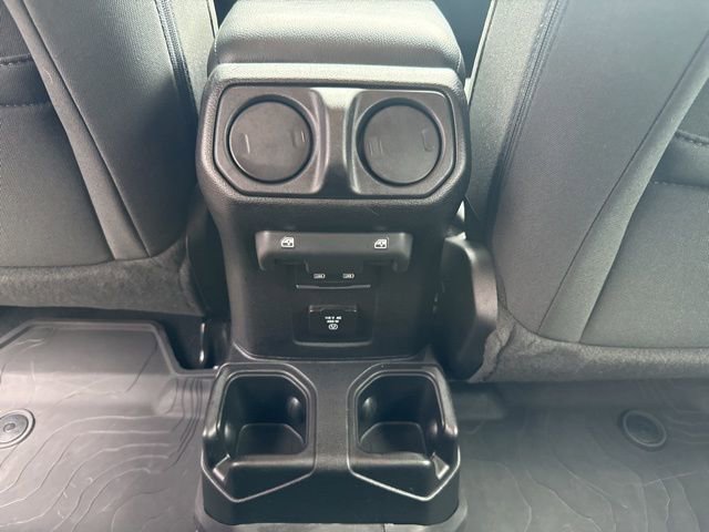 Used 2023 Jeep Gladiator Rubicon w/ Cold Weather Group image 25