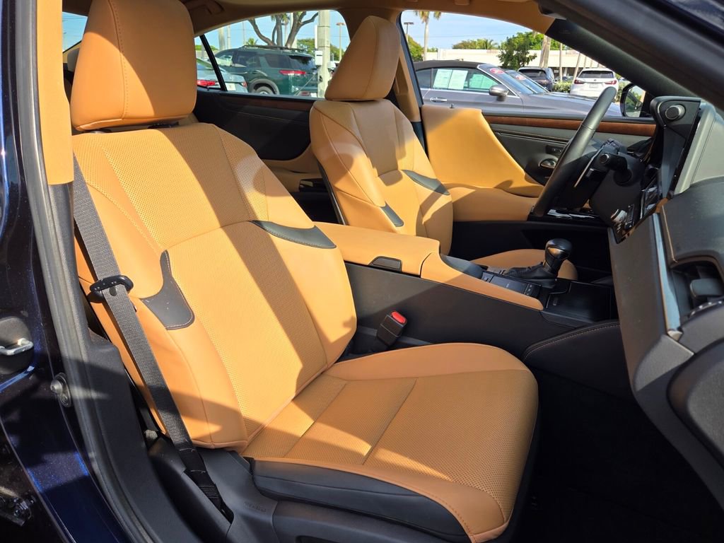 Used 2022 Lexus ES 350 w/ Premium Package image 18