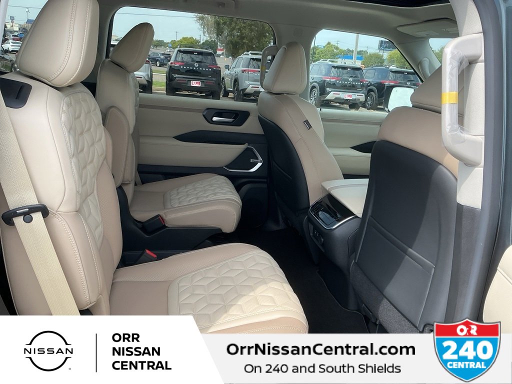 New 2026 Nissan Armada Platinum Reserve image 12