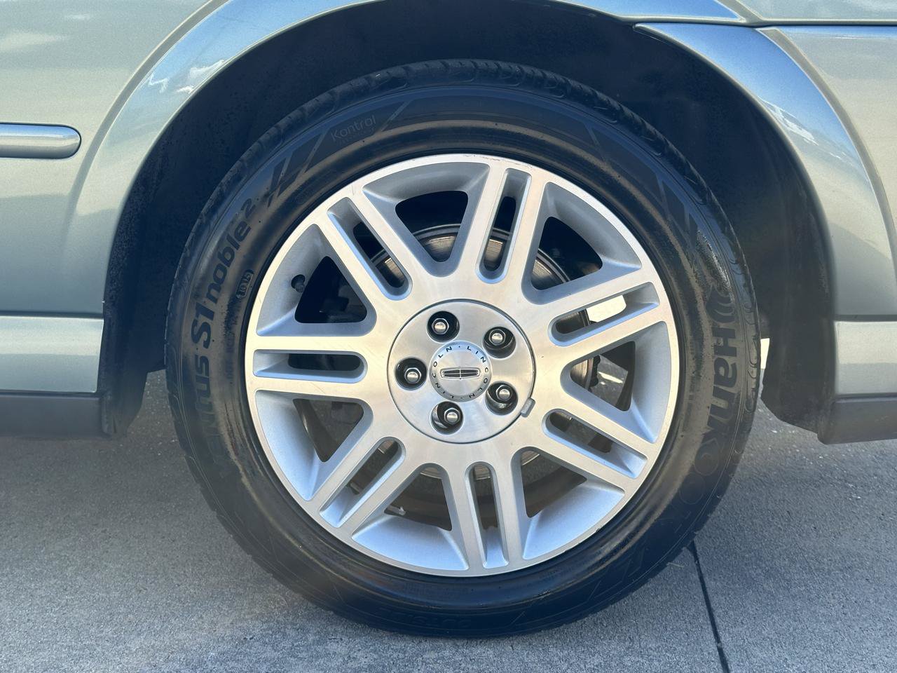 Used 2005 Lincoln LS RWD image 95
