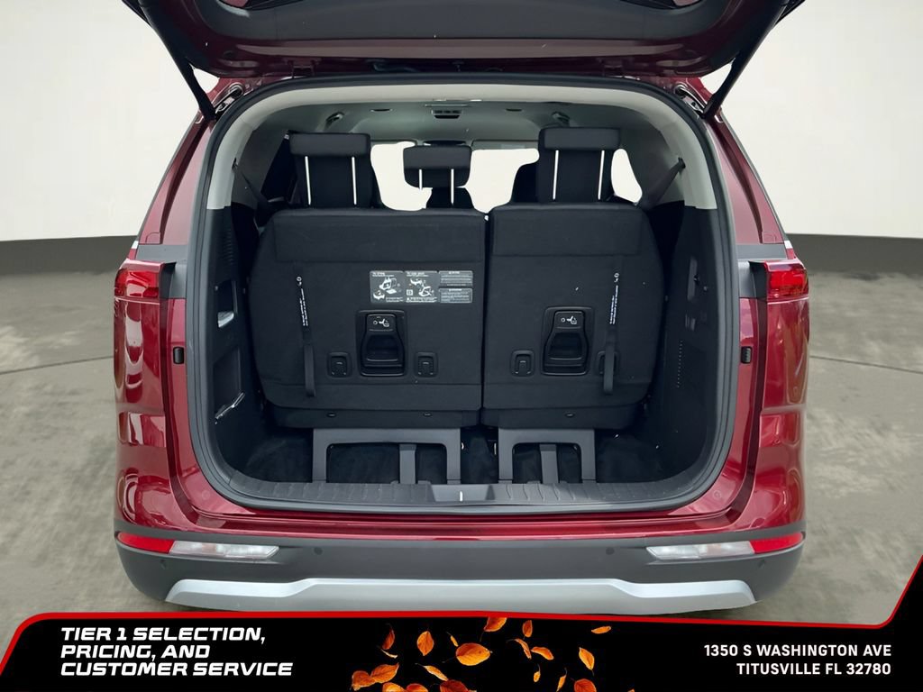 Used 2024 Kia Carnival EX FWD image 20