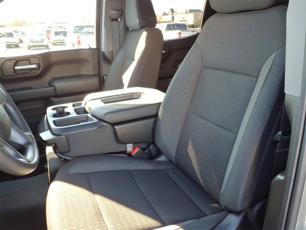 Used 2026 Chevrolet Silverado 1500 Custom image 13