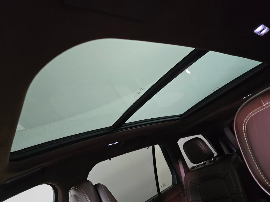 Certified 2021 Lincoln Aviator Black Label w/ Dynamic Handling Package AWD/4WD image 25
