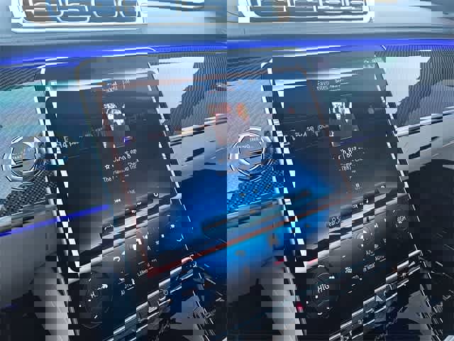 Used 2025 Mercedes-Benz S 63 AMG S image 33