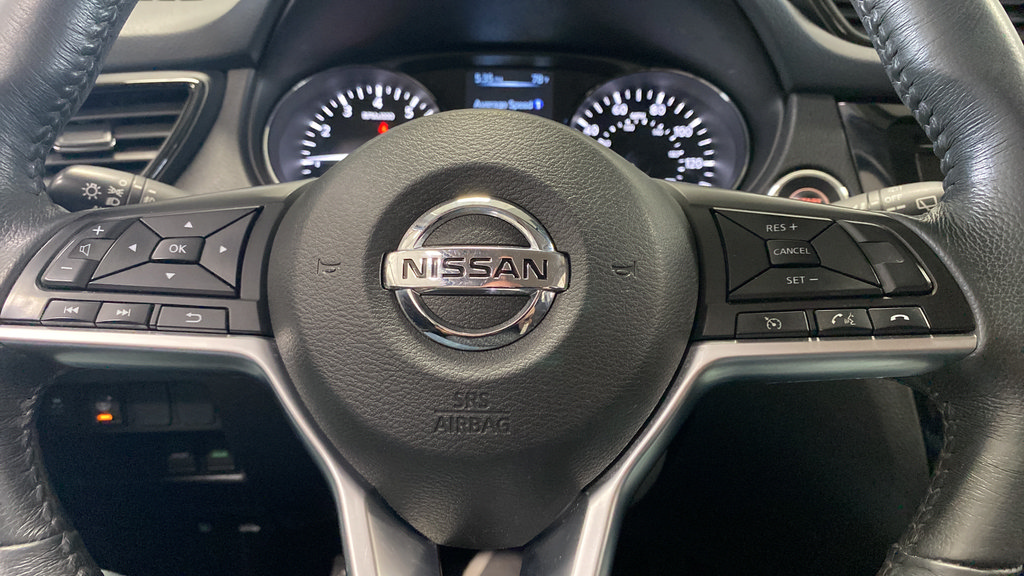 Used 2017 Nissan Rogue SV FWD image 14