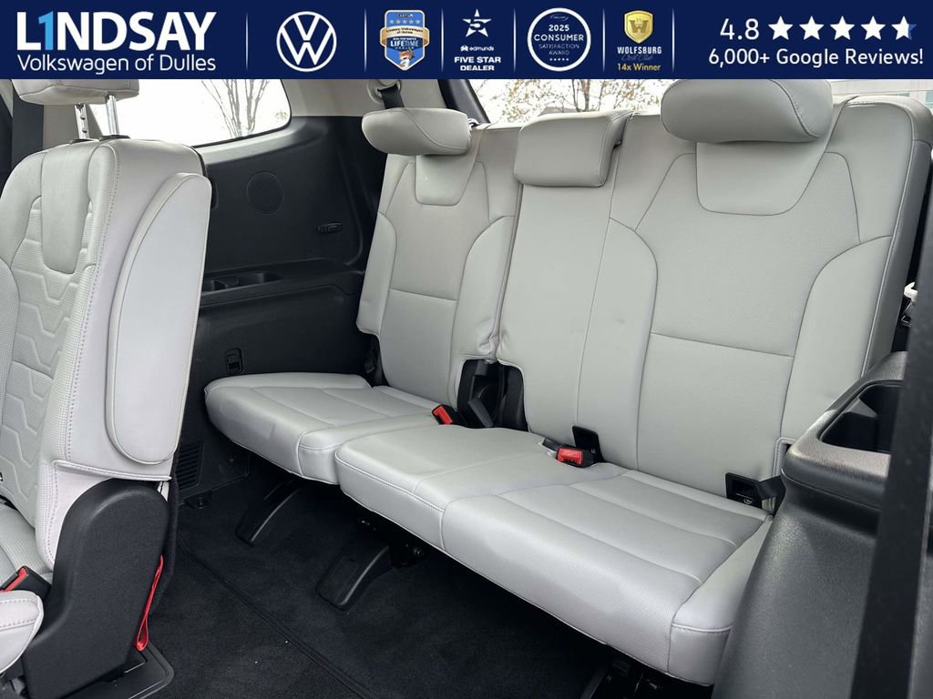 Used 2021 Kia Telluride SX w/ SX Prestige Package image 14