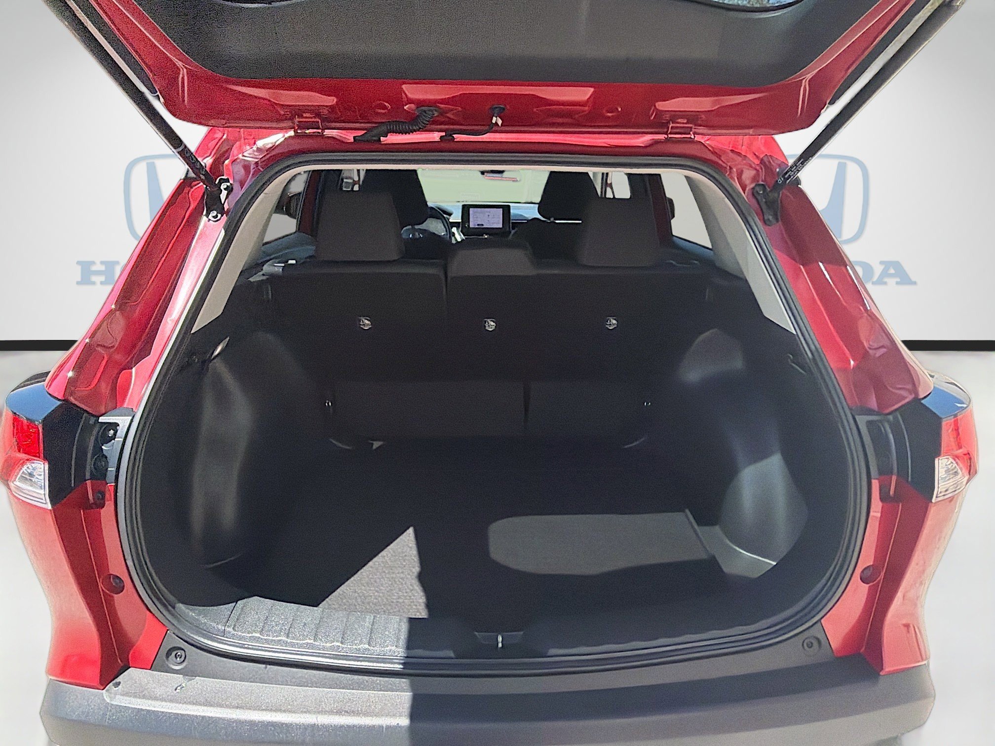 Used 2023 Toyota Corolla Cross LE FWD image 27