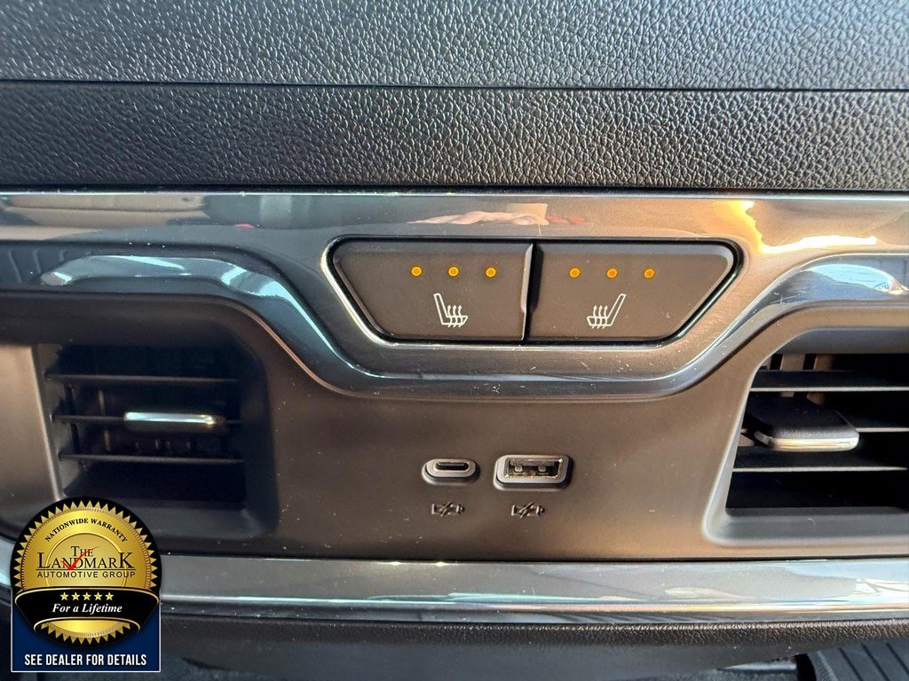 Used 2024 Chevrolet Silverado 3500 High Country w/ Z71 Off-Road Package AWD/4WD image 17