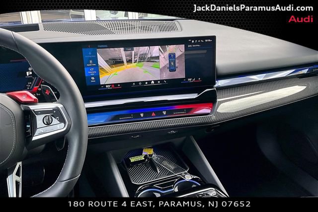 Used 2025 BMW M5 w/ Carbon Package image 6