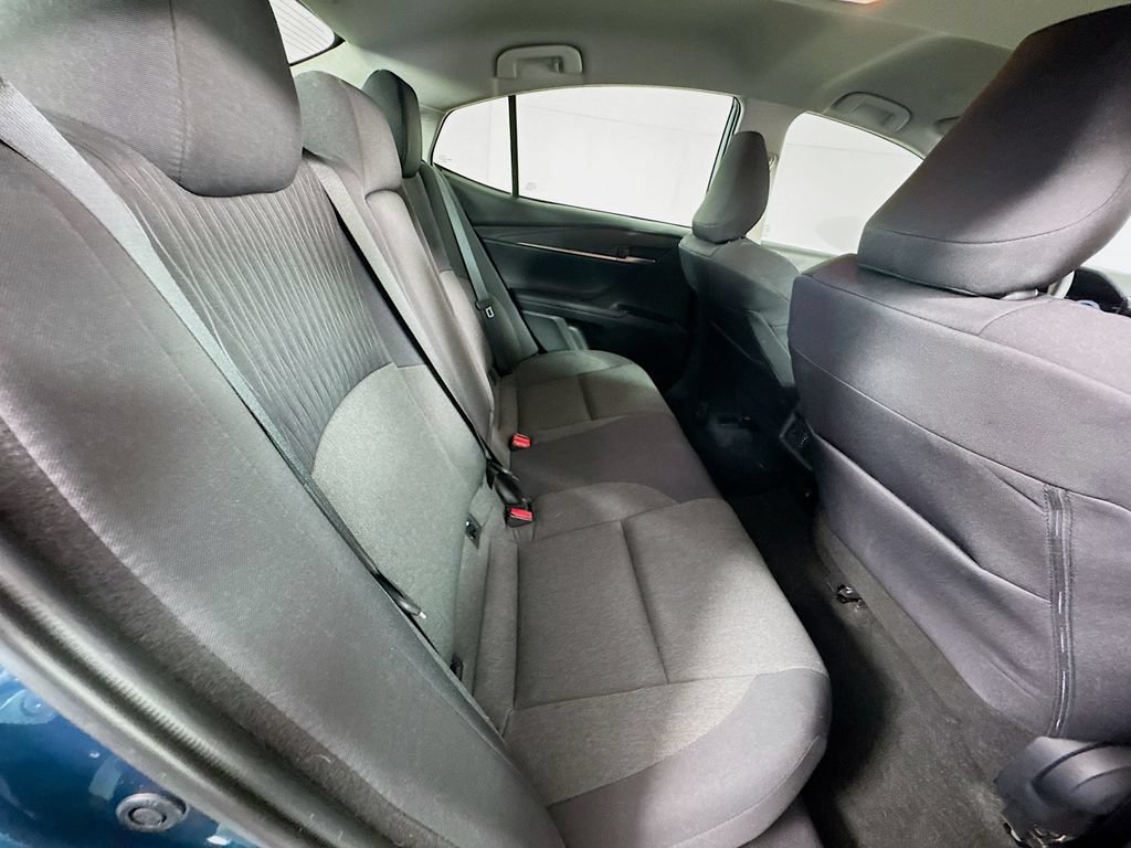 Used 2025 Toyota Camry LE w/ Convenience Package FWD image 31
