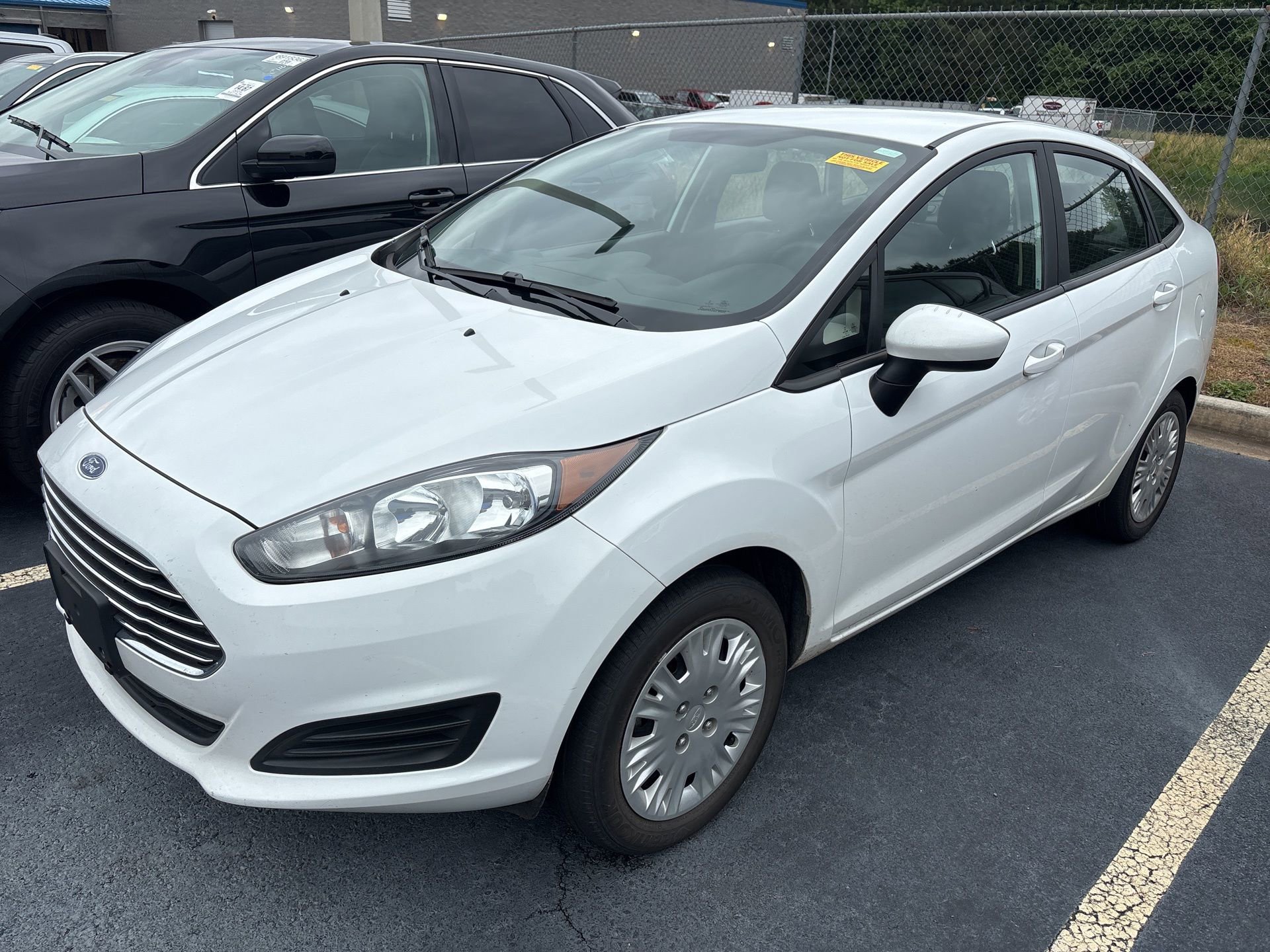 Used 2016 Ford Fiesta S FWD image 1