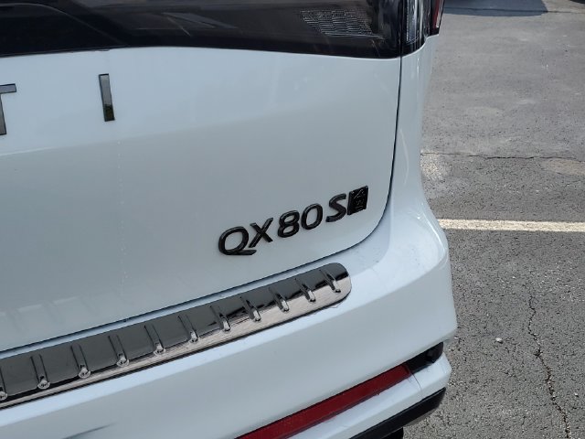 New 2027 INFINITI QX80 Sensory w/ Sport Exterior Package AWD/4WD image 11