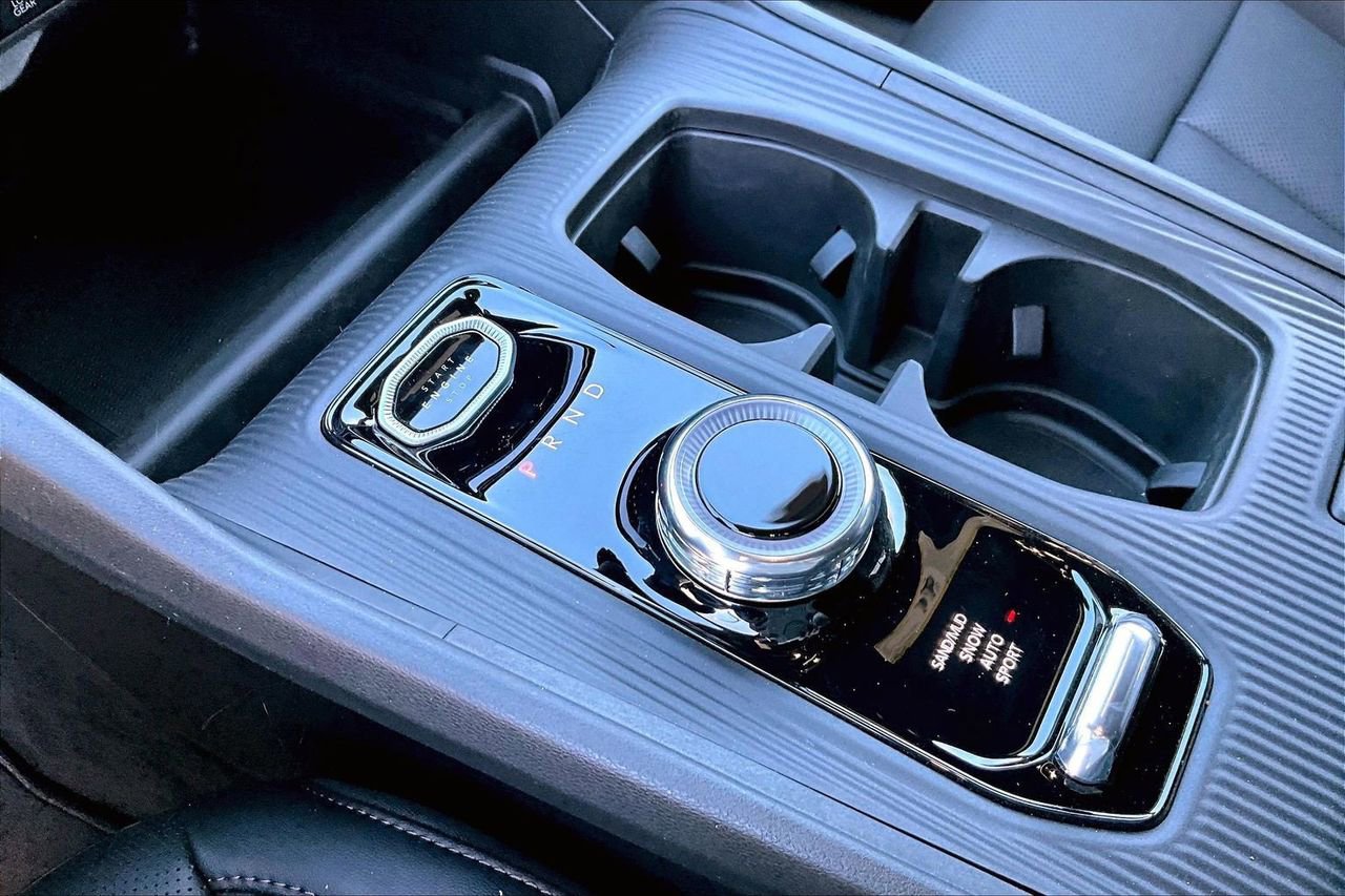 New 2026 Jeep Cherokee Limited image 28