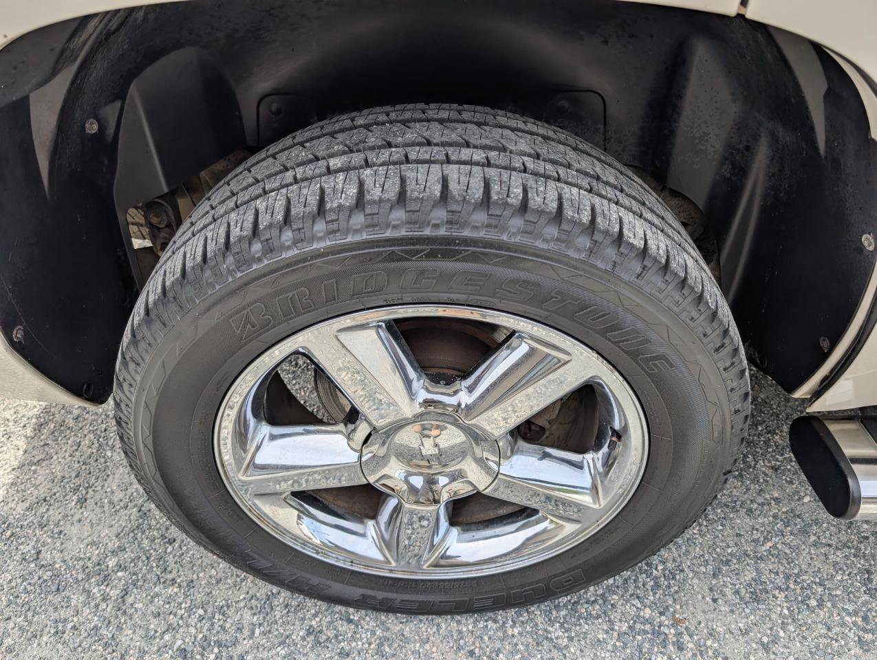 Used 2013 Chevrolet Tahoe LTZ image 6