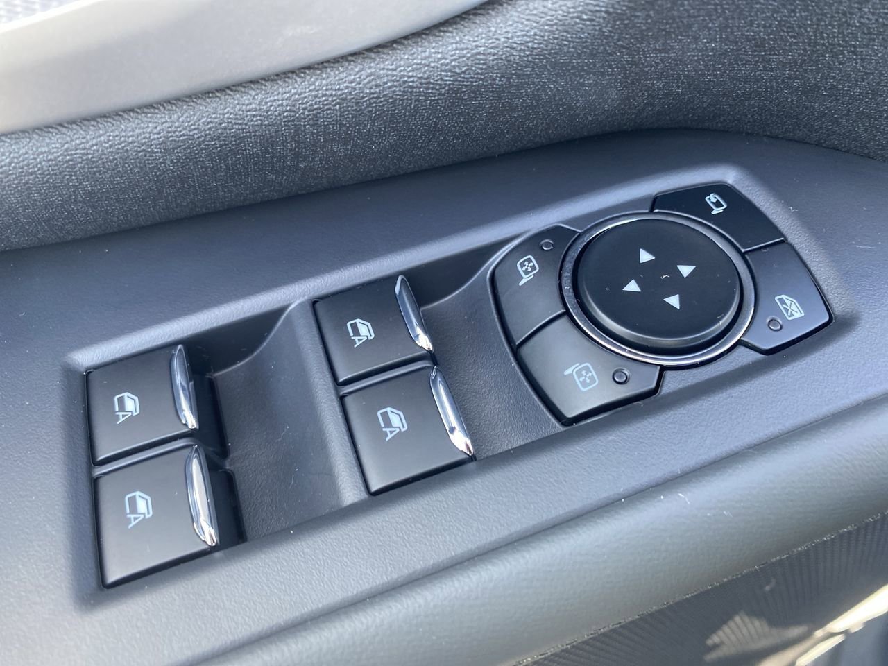 New 2026 Ford Expedition Active image 19