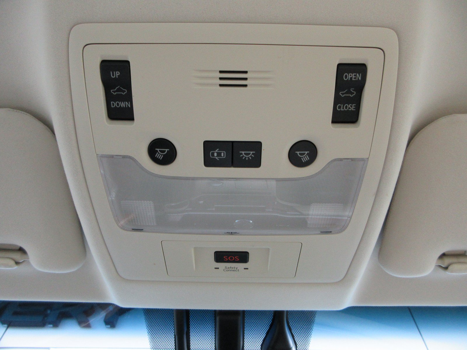 Used 2013 Lexus ES 300h w/ Luxury Pkg FWD image 18