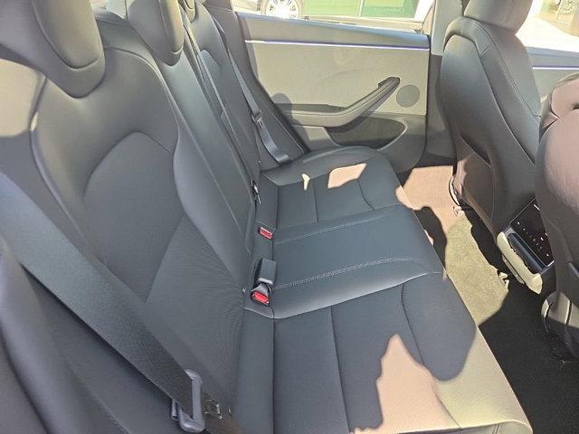 Used 2025 Tesla Model 3 Long Range RWD image 17