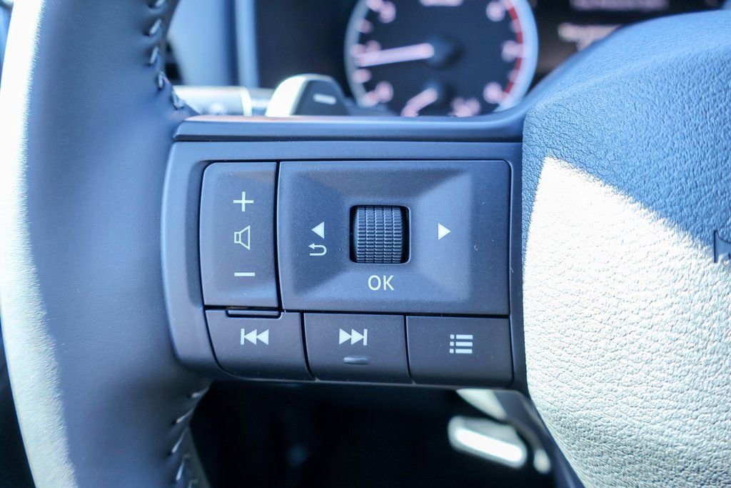 New 2026 Nissan Rogue SV image 10