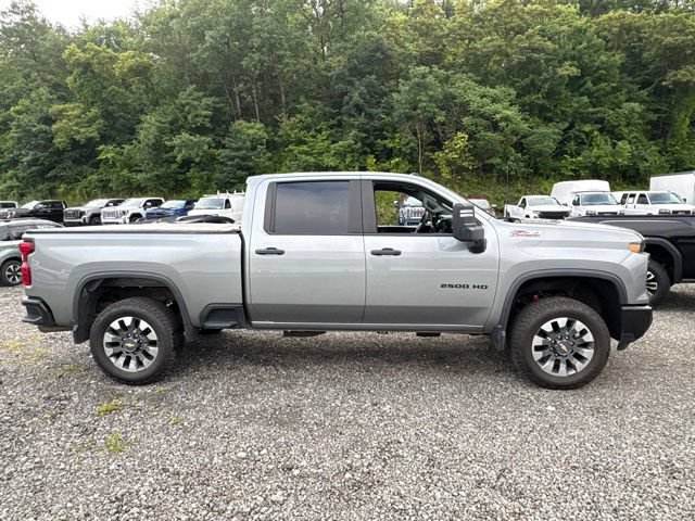 Used 2024 Chevrolet Silverado 2500 Custom w/ Custom Value Package AWD/4WD image 6