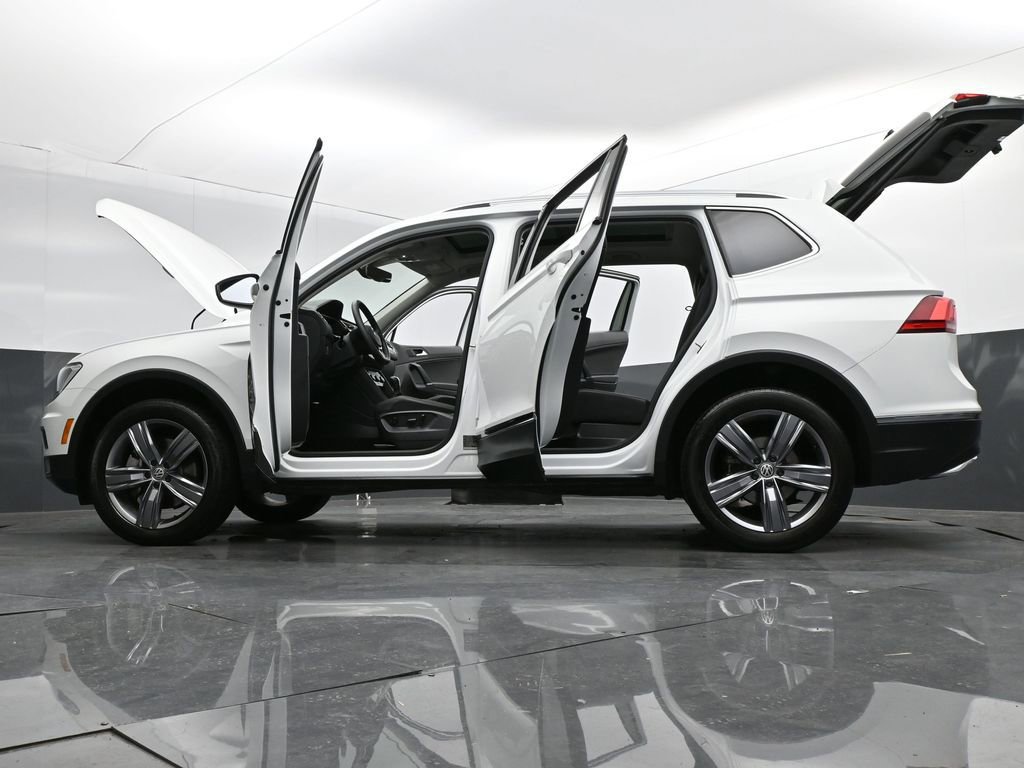 Used 2020 Volkswagen Tiguan SEL image 36