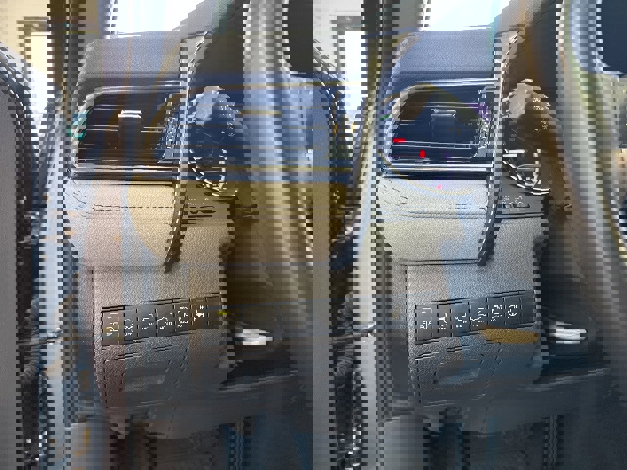 Certified 2021 Toyota Camry XLE w/ Navigation Upgrade Package image 36