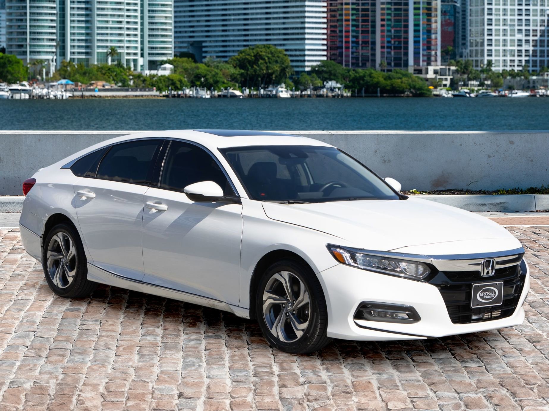 Certified 2019 Honda Accord EX-L image 3