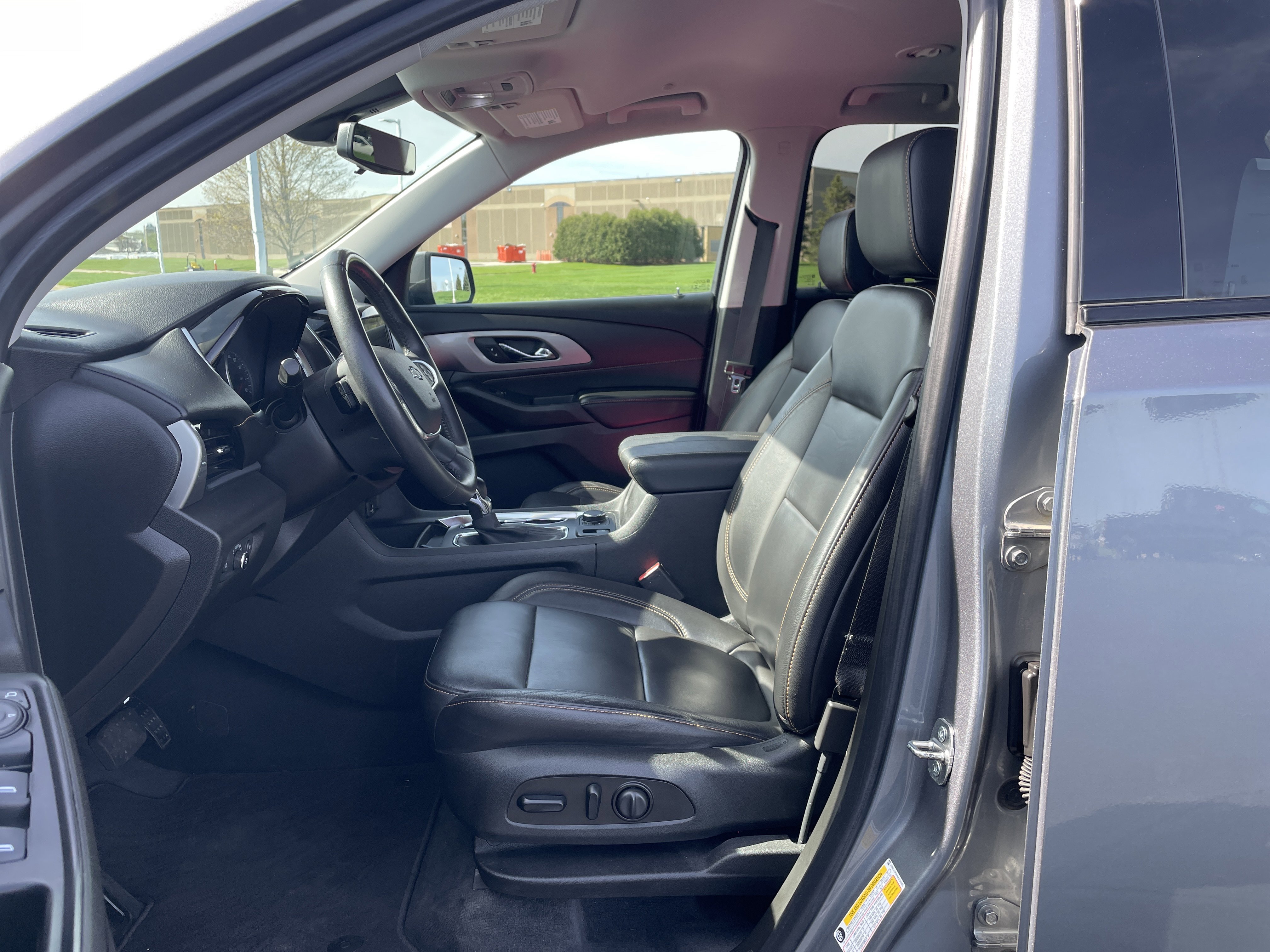 Certified 2021 Chevrolet Traverse RS AWD/4WD image 17