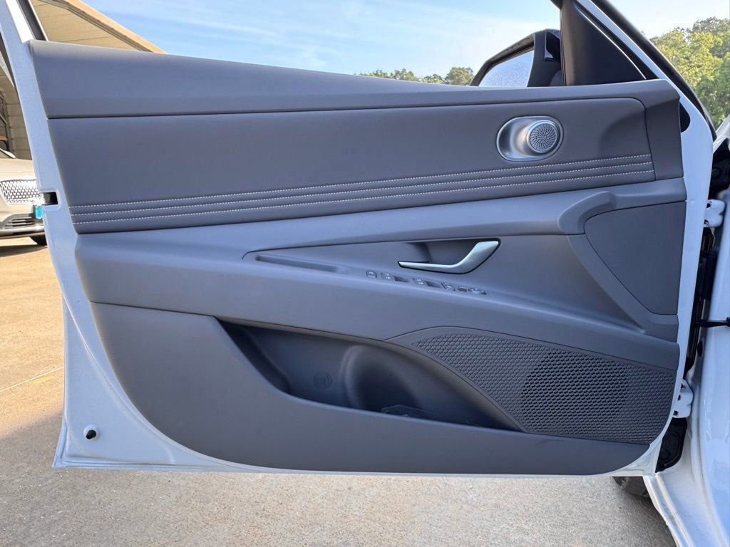 New 2026 Hyundai Elantra Sport image 19