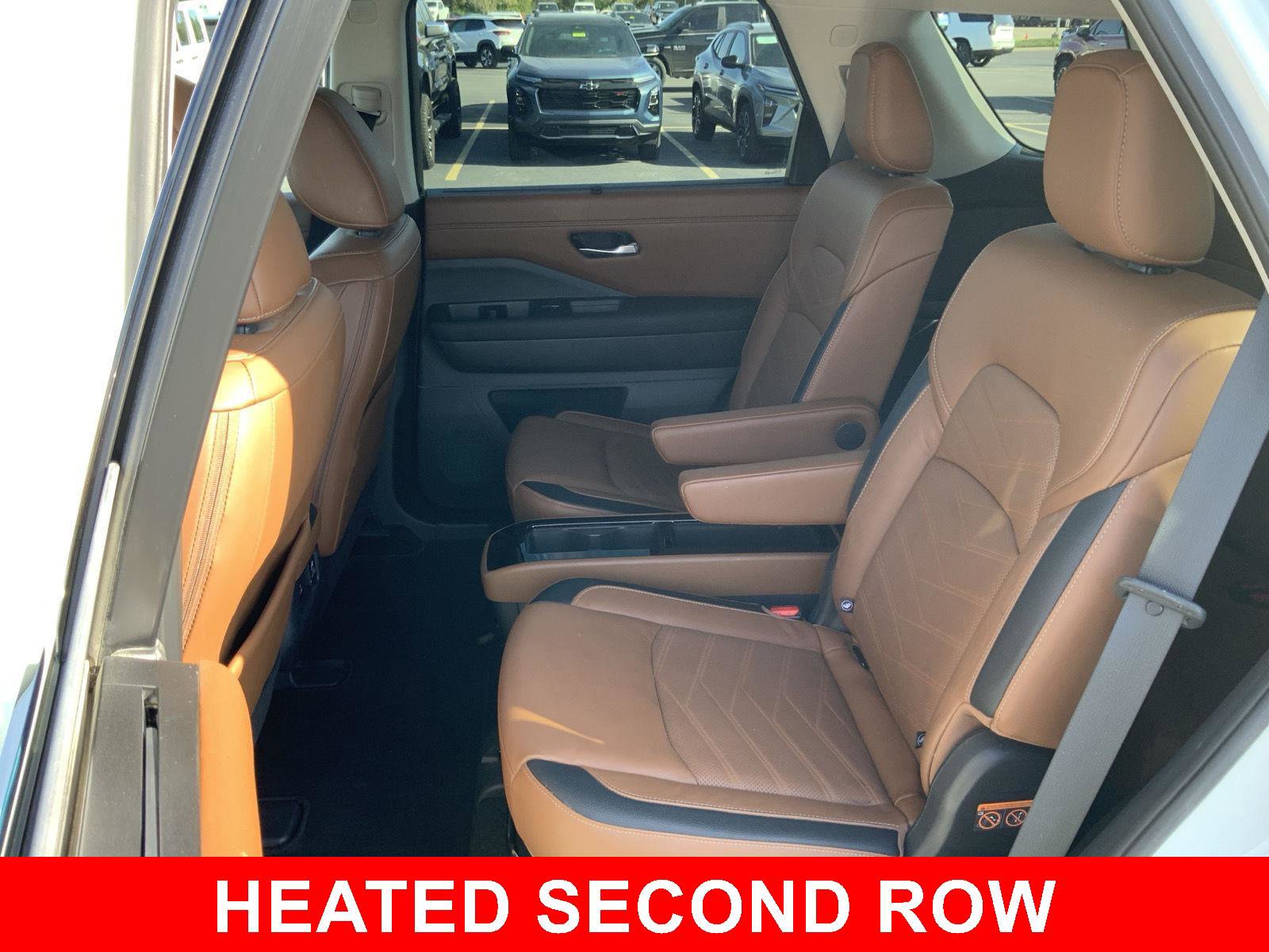 Used 2023 Nissan Pathfinder Platinum image 54