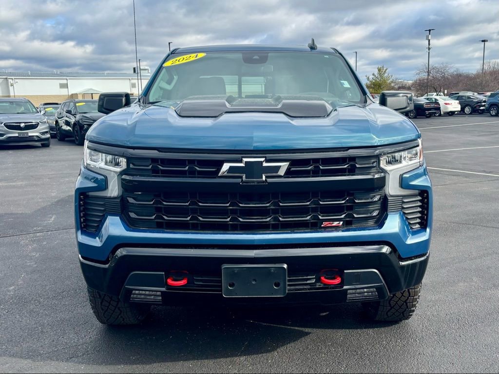 Used 2024 Chevrolet Silverado 1500 LT Trail Boss w/ Convenience Package II image 10