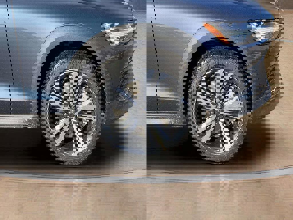 New 2026 Volvo V60 B5 Cross Country Plus w/ Protection Package Premier image 26