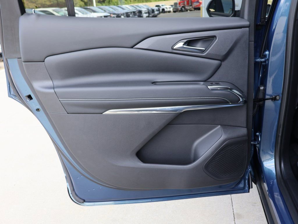New 2026 Chevrolet Traverse LT w/ LPO, Floor Liner Package image 25