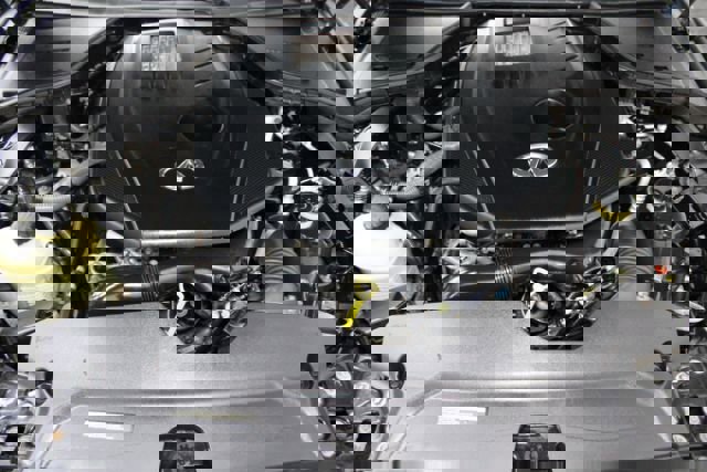 Used 2016 INFINITI Q50 Premium w/ Driver Assistance Package image 26