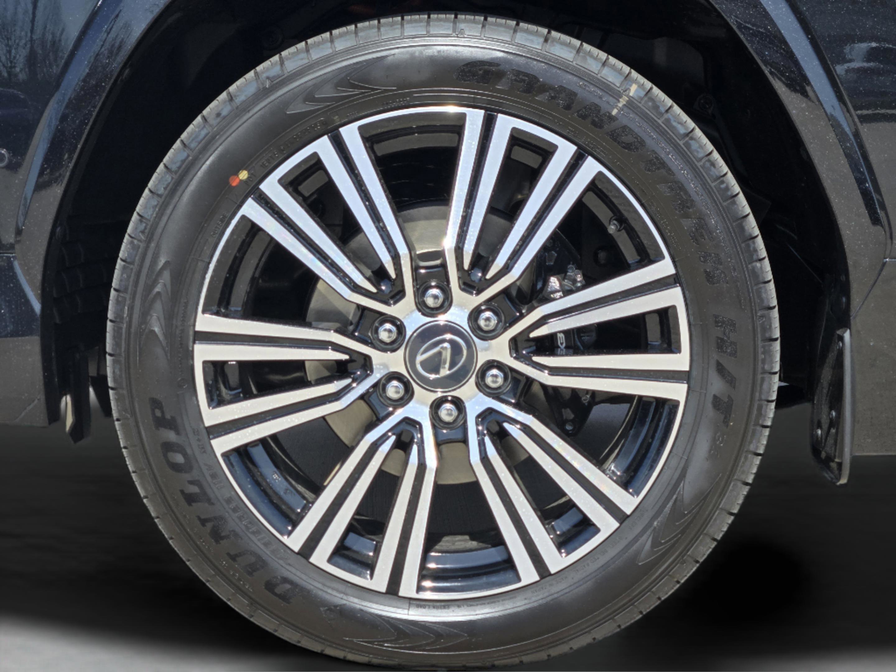 New 2026 Lexus LX 700h Luxury AWD/4WD image 7