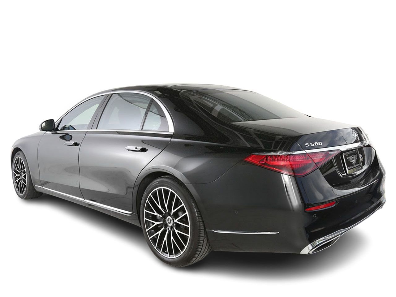 Used 2022 Mercedes-Benz S 580 4MATIC Sedan w/ Rear Seat Package image 3