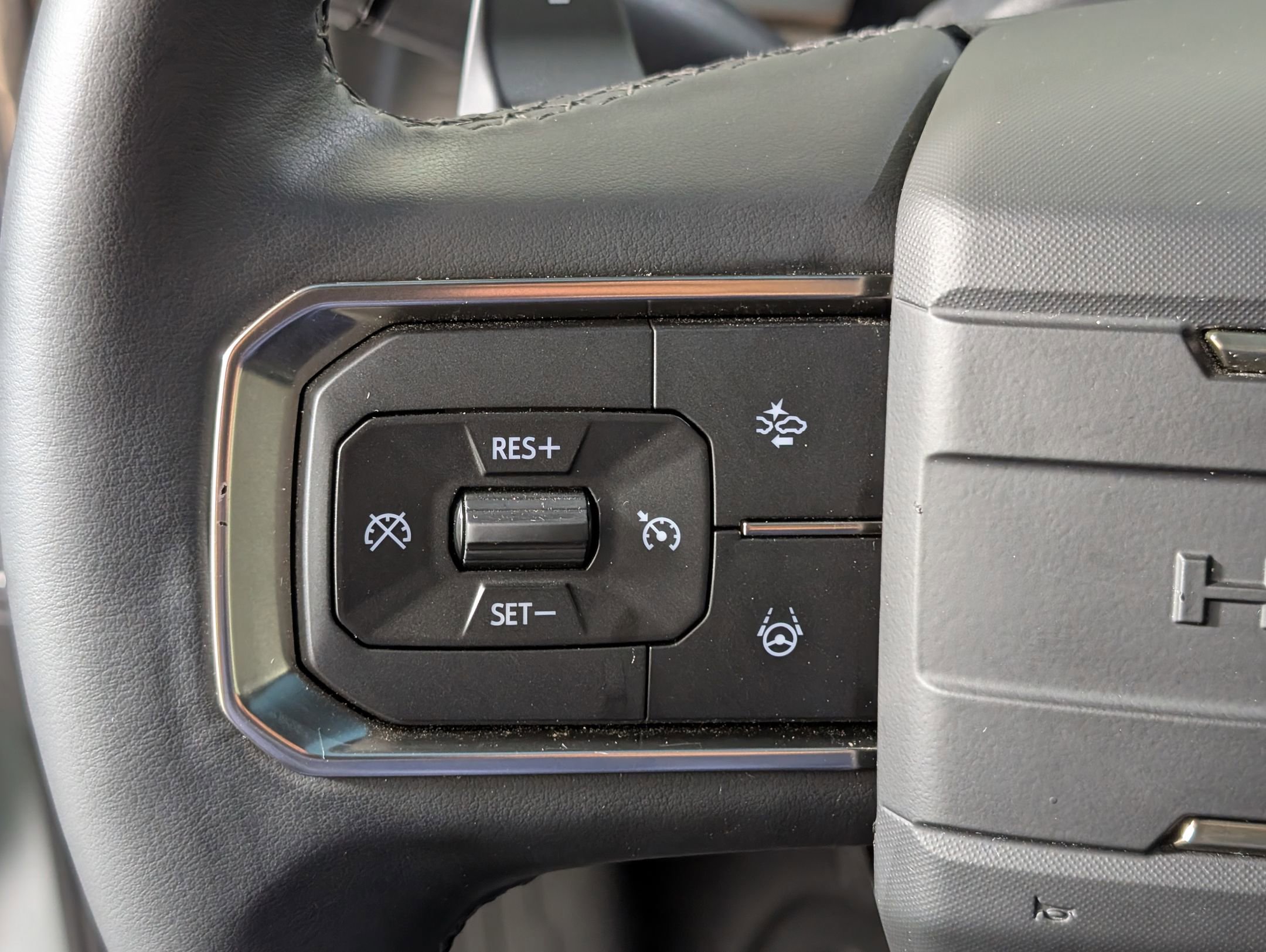 Used 2024 GMC Hummer EV 3X image 22