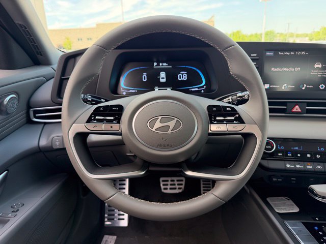 New 2026 Hyundai Elantra Sport FWD image 16