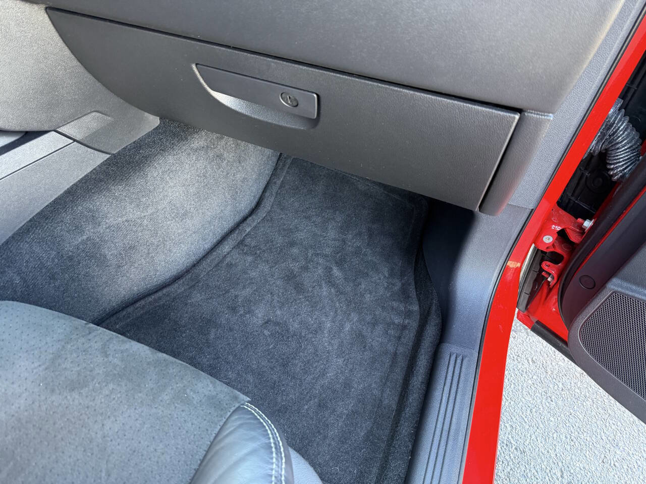 Used 2009 Dodge Challenger SRT8 w/ SRT Option Group II RWD image 60