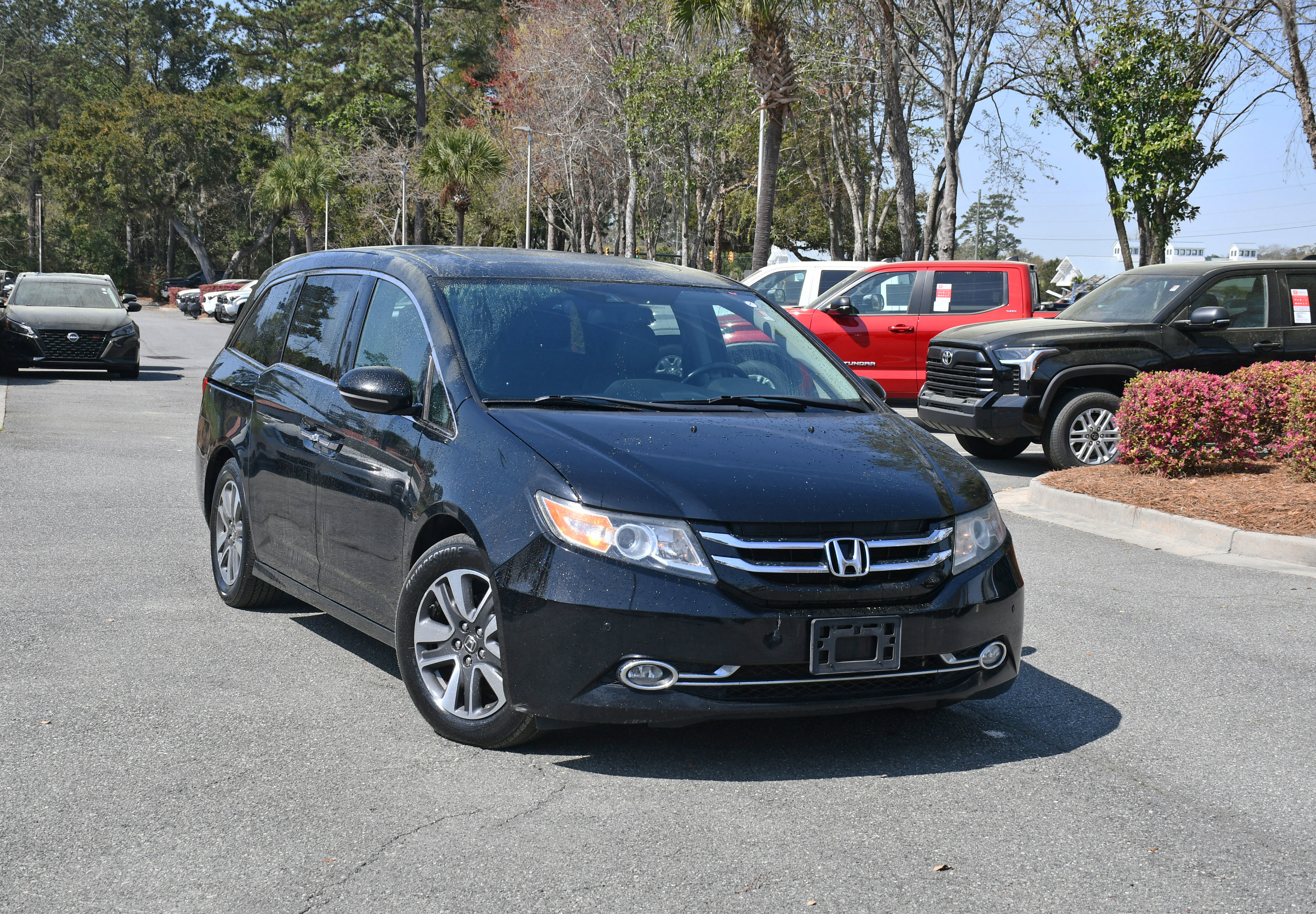 Used 2016 Honda Odyssey Touring Elite image 6