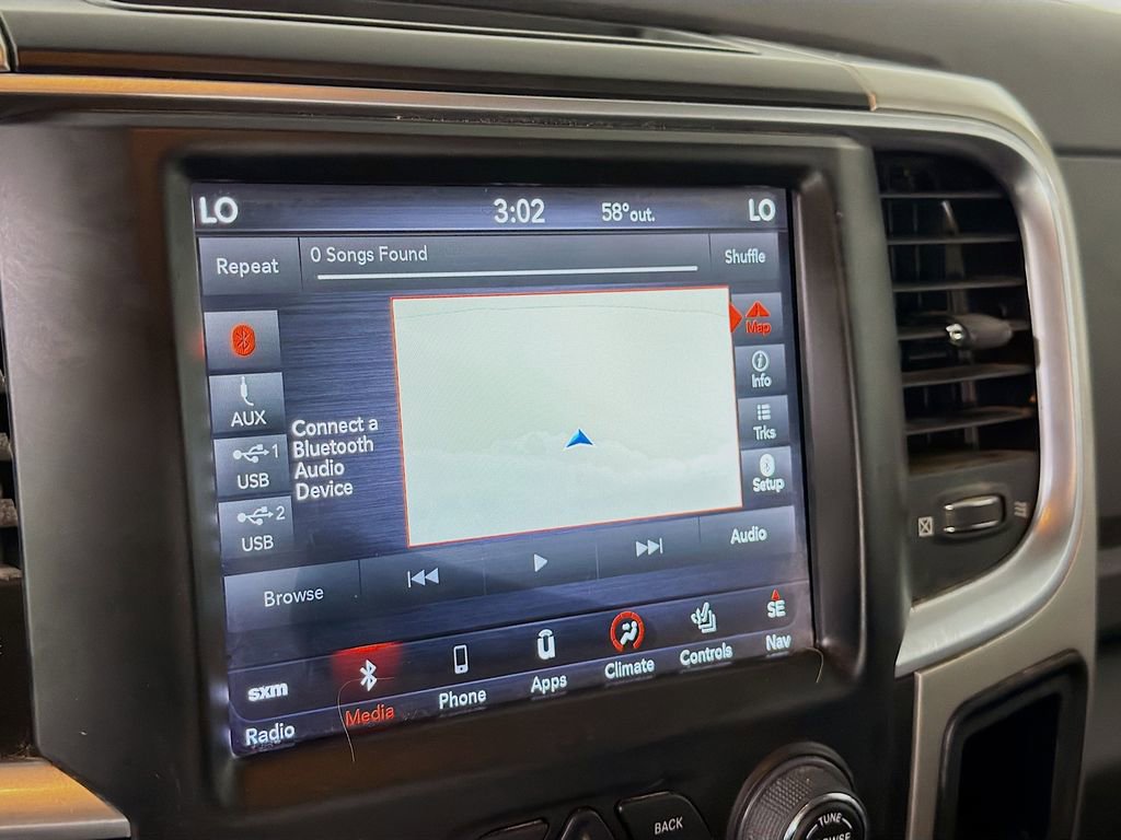 Used 2018 RAM 1500 SLT image 17