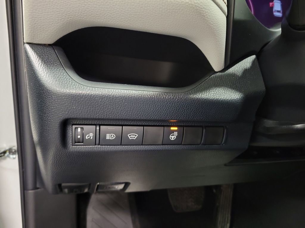 Used 2023 Toyota RAV4 XLE image 20