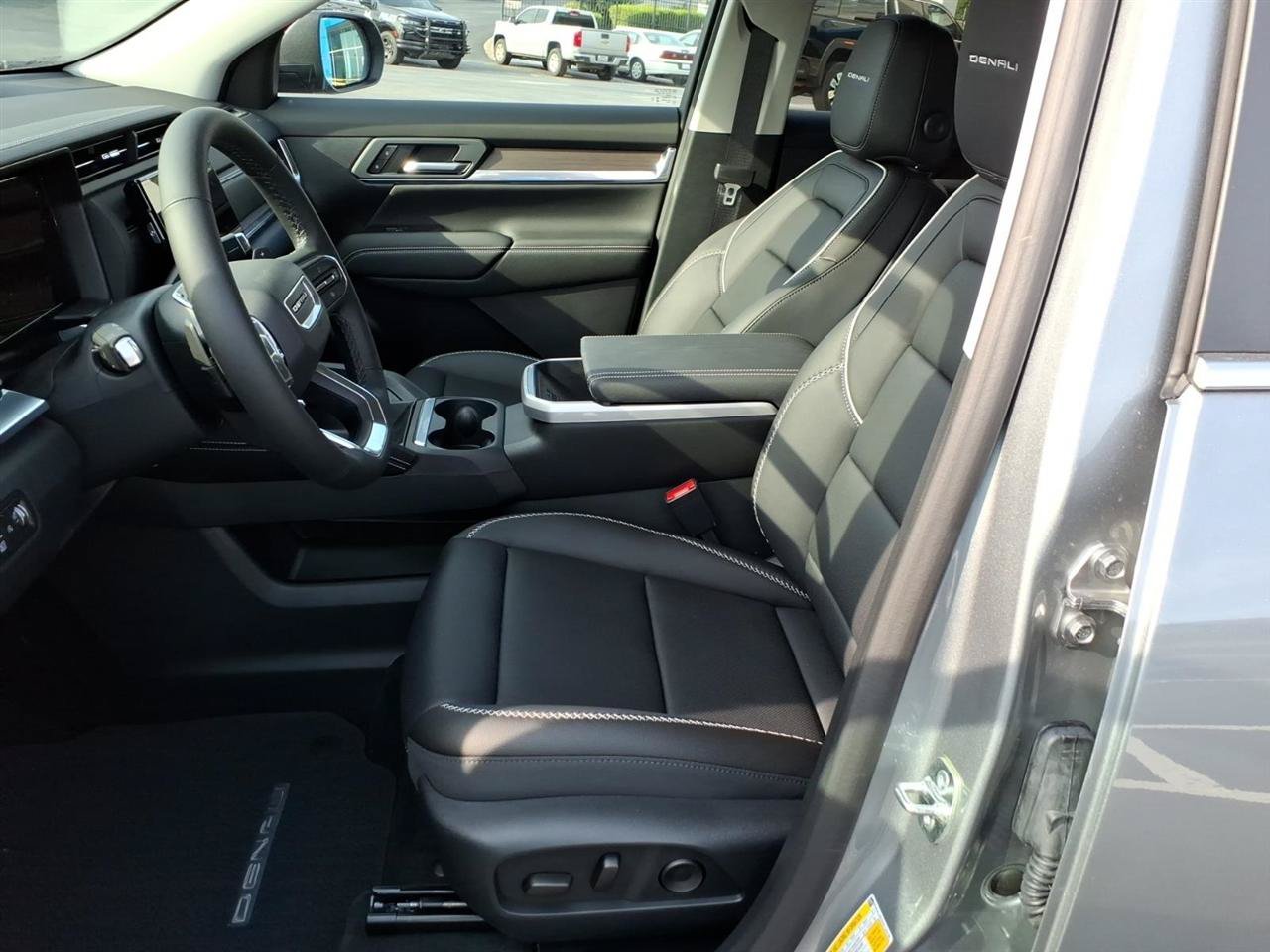 New 2027 GMC Terrain Denali AWD/4WD image 13