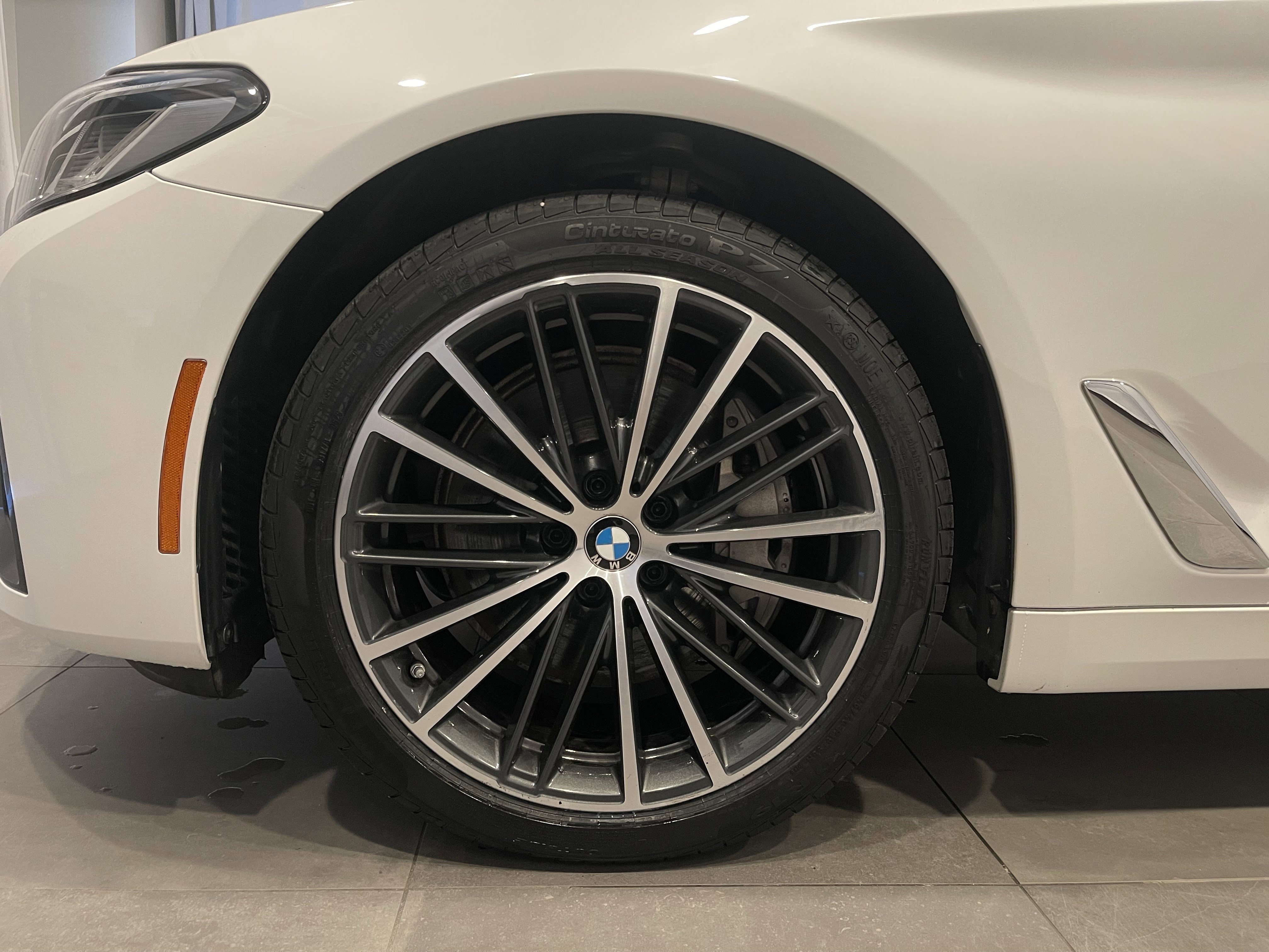 Certified 2023 BMW 540i xDrive w/ Premium Package image 7